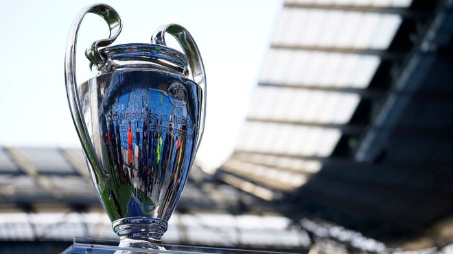 国队防线的 国队防线的